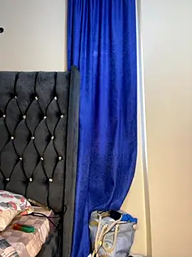 bigbooobs3 online show from October 27, 2025, 4:16 am