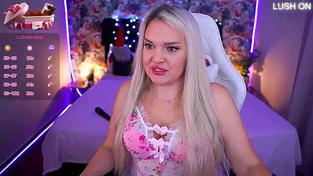 MissyMartinez online show from December 16, 2025, 8:41 am