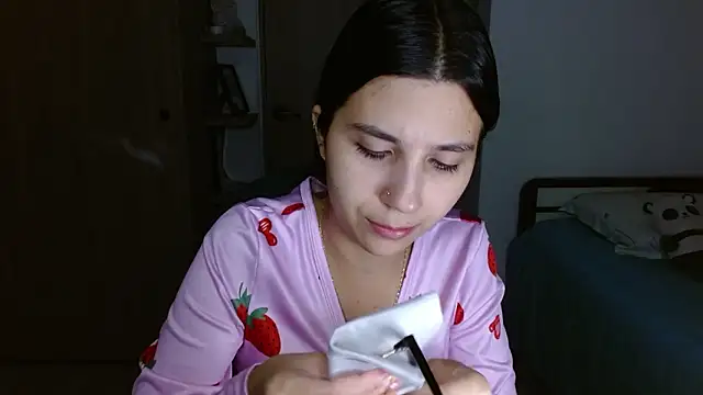 mia  lopez  online show from February 7, 2026, 3:43 am