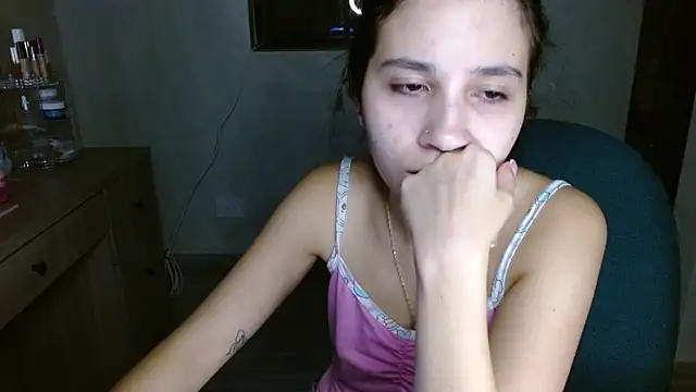 mia  lopez  online show from July 10, 2026, 4:06 am