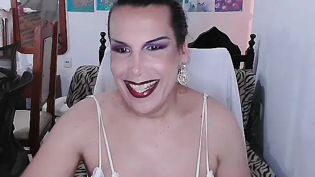 LauraVicttoria361215 online show from January 11, 2026, 6:02 pm