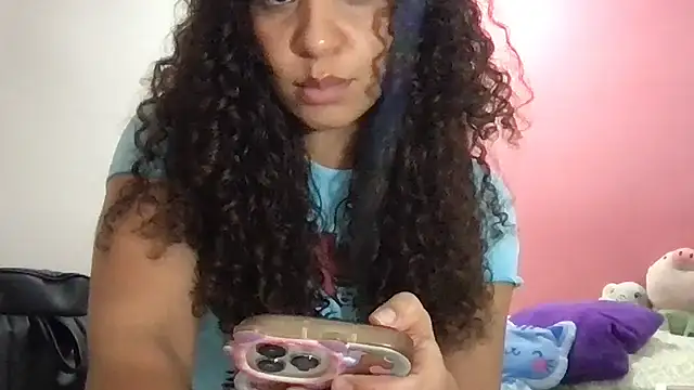 gatubelahot online show from March 9, 2025, 12:00 am