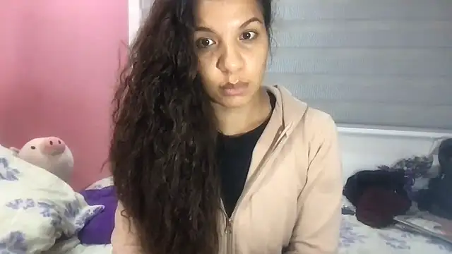 gatubelahot online show from October 2, 2025, 2:51 am