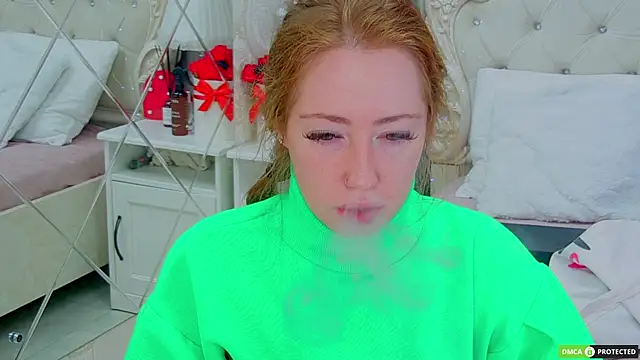 TinaBrook online show from November 4, 2025, 3:49 am