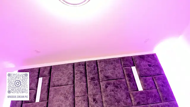 Petit-Rosse online show from March 3, 2025, 11:03 pm