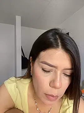 martina contreras online show from May 24, 2026, 6:02 pm