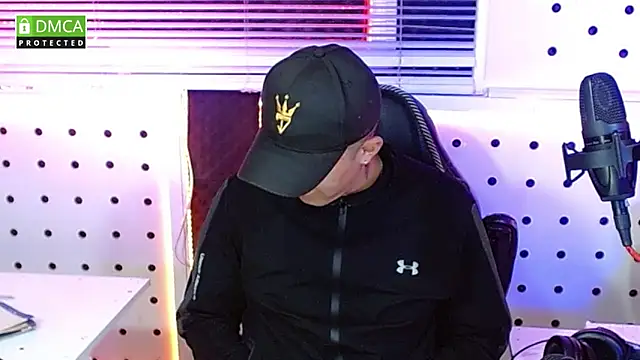 Darko0717 online show from October 20, 2025, 8:53 pm