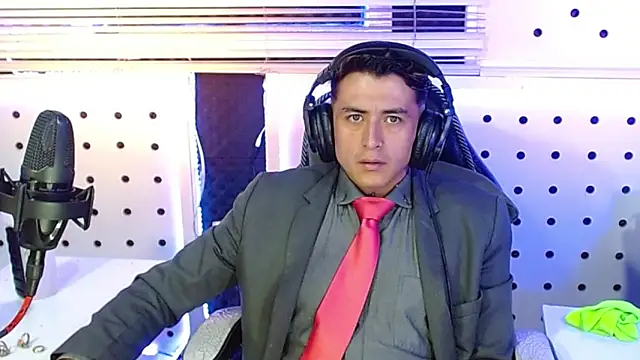 Darko0717 online show from November 23, 2025, 1:22 pm