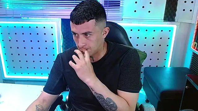 Darko0717 online show from February 22, 2026, 10:30 pm