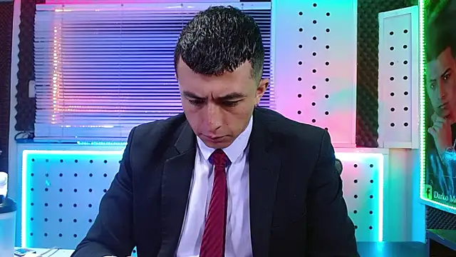 Darko0717 online show from February 25, 2026, 1:54 pm