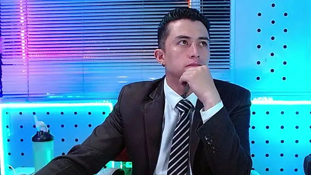 Darko0717 online show from May 17, 2026, 2:02 pm
