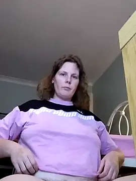 xxSexyBushLinnxx online show from January 1, 2025, 8:47 pm