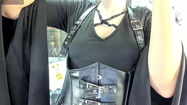 criss 21  online show from October 24, 2025, 8:27 pm