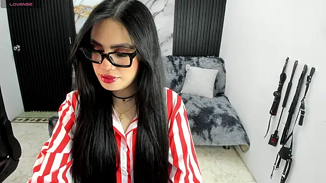 criss 21  online show from February 7, 2026, 8:12 pm