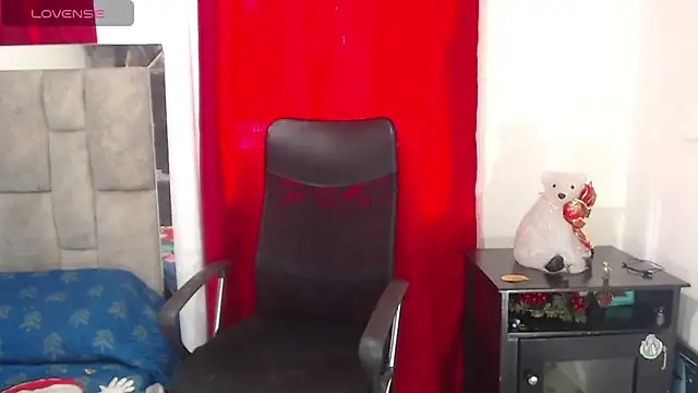 cinthya walker1 online show from December 19, 2025, 12:56 pm