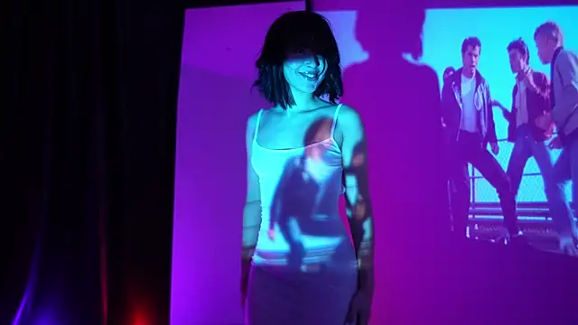 Snapshot of anniehillofficial chatting on March 1, 2025, 8:53 pm anniehillofficial online show from March 1, 2025, 8:53 pm