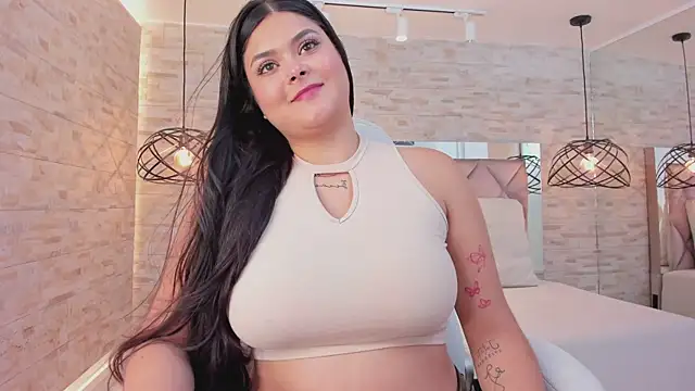 im mou  online show from February 25, 2025, 12:34 pm