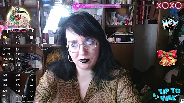 Snapshot of LeonaHarrison chatting on January 26, 2025, 8:13 pm LeonaHarrison online show from January 26, 2025, 8:13 pm