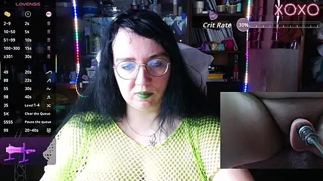 Snapshot of LeonaHarrison chatting on October 9, 2025, 3:15 am LeonaHarrison online show from October 9, 2025, 3:15 am