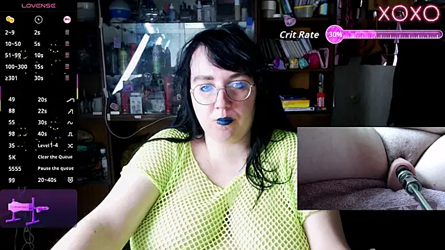 Snapshot of LeonaHarrison chatting on November 9, 2025, 9:24 pm LeonaHarrison online show from November 9, 2025, 9:24 pm