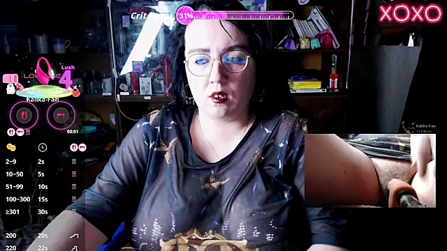 Snapshot of LeonaHarrison chatting on December 5, 2025, 11:52 am LeonaHarrison online show from December 5, 2025, 11:52 am