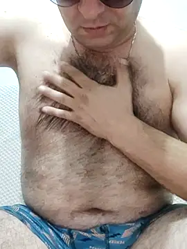 Snapshot of fraud705 chatting on September 9, 2025, 4:28 pm fraud705 online show from September 9, 2025, 4:28 pm