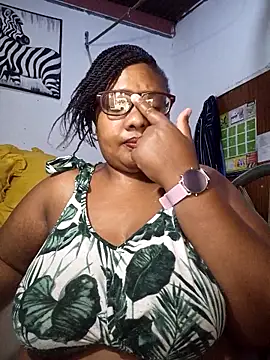 YELLOW BONE online show from February 19, 2026, 8:38 pm