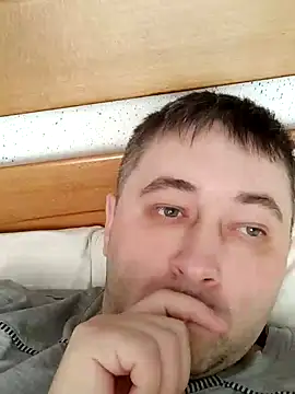 Snapshot of tores992 chatting on December 15, 2024, 10:50 am tores992 online show from December 15, 2024, 10:50 am