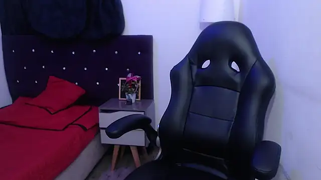 Snapshot of _Scarlett_Sweet chatting on November 2, 2025, 2:47 am Scarlett Sweet online show from November 2, 2025, 2:47 am