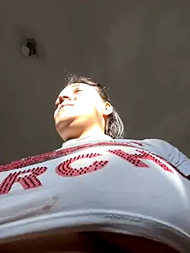 Snapshot of Pamelalancastersian chatting on October 21, 2025, 9:37 pm Pamelalancastersian online show from October 21, 2025, 9:37 pm