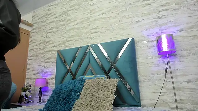 Snapshot of veronica_salas chatting on January 14, 2025, 12:11 am veronica salas online show from January 14, 2025, 12:11 am