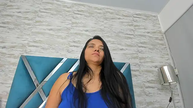 Snapshot of veronica_salas chatting on January 21, 2025, 8:00 pm veronica salas online show from January 21, 2025, 8:00 pm