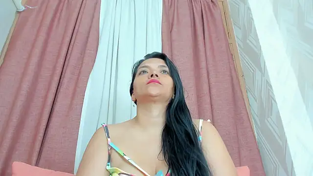 Snapshot of veronica_salas chatting on February 8, 2025, 9:13 am veronica salas online show from February 8, 2025, 9:13 am