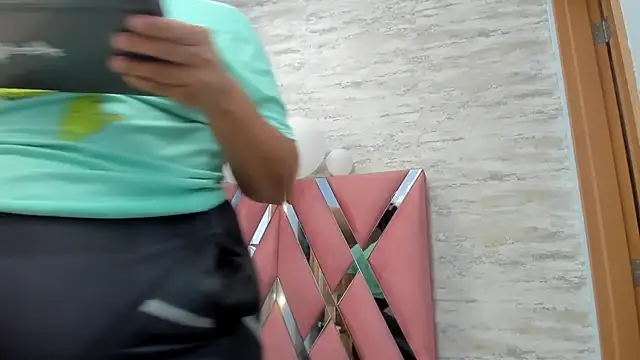 Snapshot of veronica_salas chatting on February 11, 2025, 8:10 pm veronica salas online show from February 11, 2025, 8:10 pm