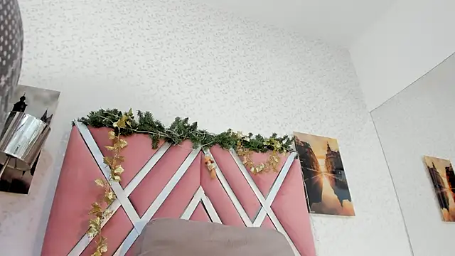 Snapshot of veronica_salas chatting on December 3, 2025, 8:40 pm veronica salas online show from December 3, 2025, 8:40 pm