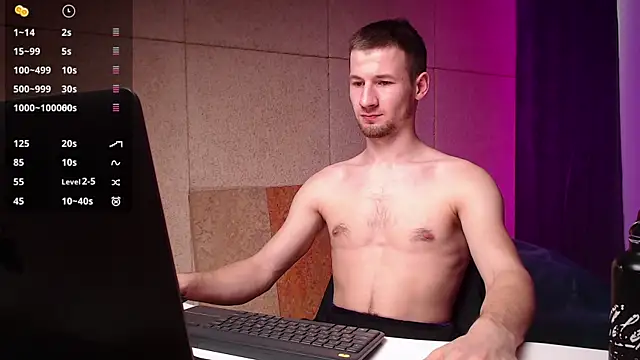 Snapshot of Farmer_James chatting on January 1, 2025, 3:24 pm Farmer James online show from January 1, 2025, 3:24 pm