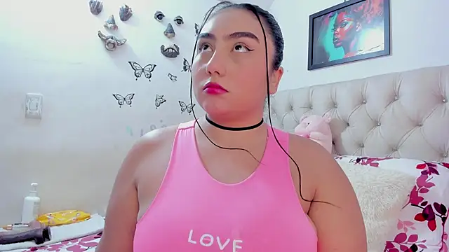 NayaWayne online show from July 16, 2026, 3:51 pm