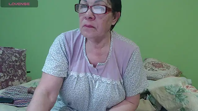 Sandra Carina online show from March 17, 2026, 12:59 am