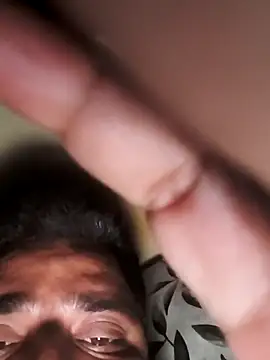 rajstrip12650 online show from April 4, 2026, 10:07 pm