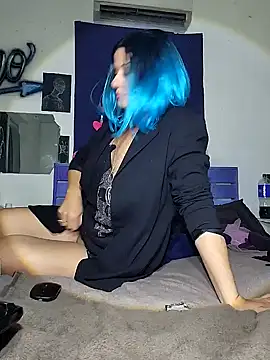 Snapshot of hellocleo40 chatting on July 5, 2026, 1:01 am hellocleo40 online show from July 5, 2026, 1:01 am