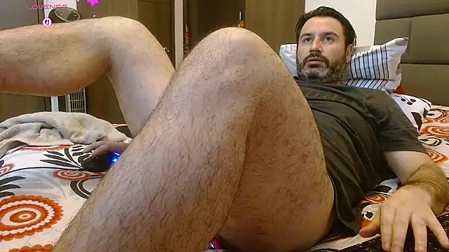 Snapshot of rodrher81 chatting on January 8, 2026, 1:24 pm rodrher81 online show from January 8, 2026, 1:24 pm