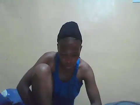 Smillie prety online show from November 25, 2025, 3:50 am