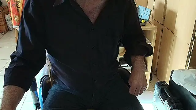 angelgarcia269 online show from April 10, 2026, 11:48 am