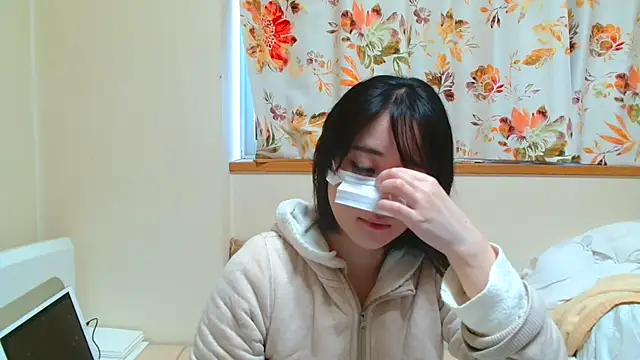 liliyRiSAcha-n online show from February 6, 2026, 6:40 am