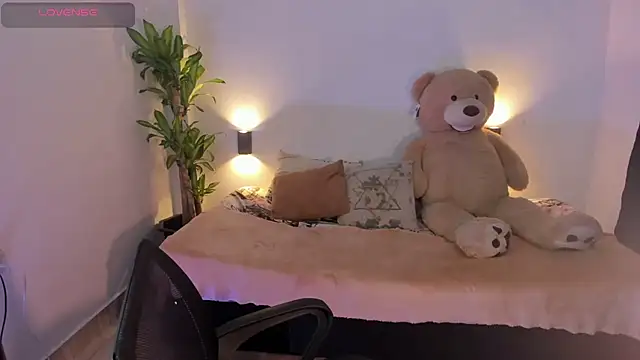 Snapshot of MartinaBianchi chatting on January 29, 2025, 10:16 am MartinaBianchi online show from January 29, 2025, 10:16 am