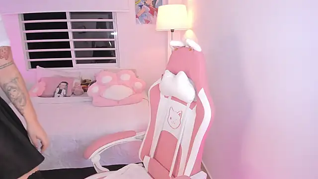 kityangelss online show from March 17, 2025, 11:43 pm