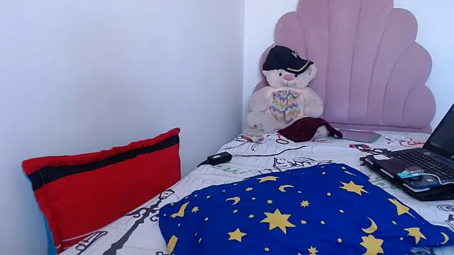 lady hot2xx online show from January 18, 2026, 4:55 pm