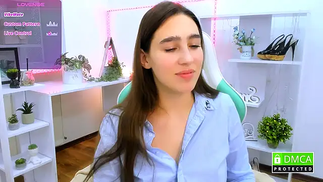 Snapshot of _Eliizabeth_ chatting on February 1, 2026, 10:08 pm Eliizabeth online show from February 1, 2026, 10:08 pm