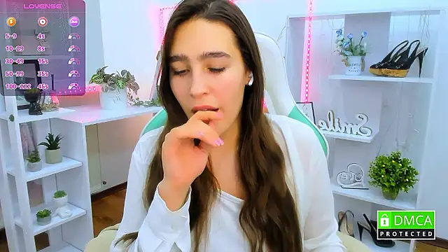 Snapshot of _Eliizabeth_ chatting on February 2, 2026, 9:35 pm Eliizabeth online show from February 2, 2026, 9:35 pm