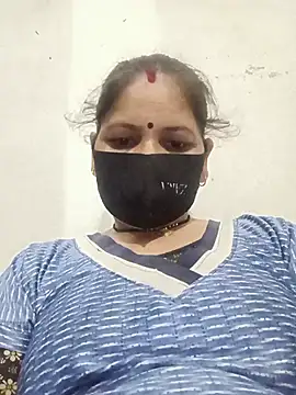 Snapshot of Riyaa-Devi chatting on July 13, 2026, 5:49 pm Riyaa-Devi online show from July 13, 2026, 5:49 pm